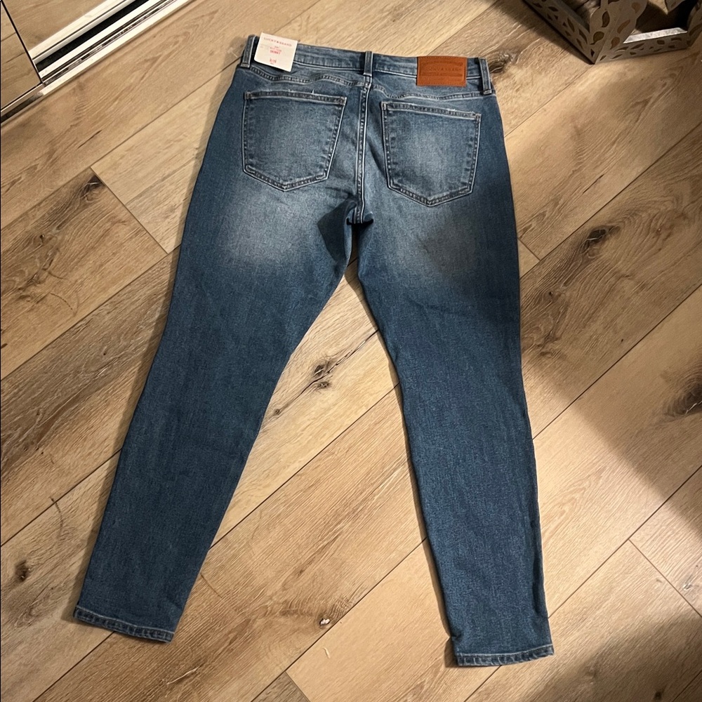 NWT. Lucky Brand, Ava Blue Mid-Rise Skinny Jeans - Sz 8 - Picture 4 of 8